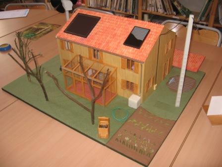 maquette de maison bioclimatique 02